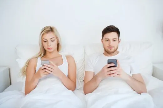 Cómo nos afecta la luz azul